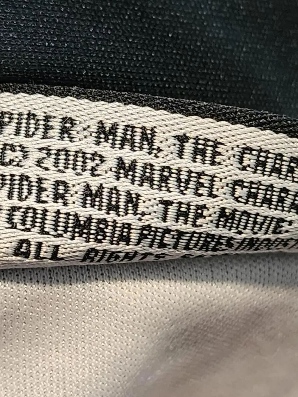 2002 Vintage Spiderman Medium Button Down Shirt - Picture 4 of 4
